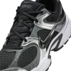 Nike V5 RNR Mens Sneakers