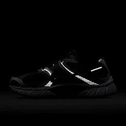 Nike V5 RNR Mens Sneakers