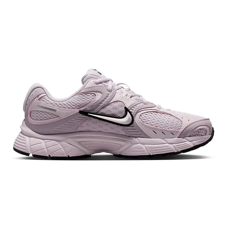 Nike V5 RNR Nubuck Womens Sneakers