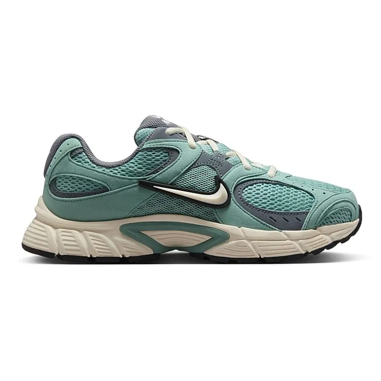 Nike V5 RNR Suede Womens Sneakers