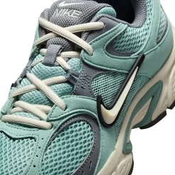 Nike V5 RNR Suede Womens Sneakers
