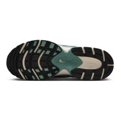 Nike V5 RNR Suede Womens Sneakers