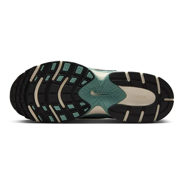 Nike V5 RNR Suede Womens Sneakers