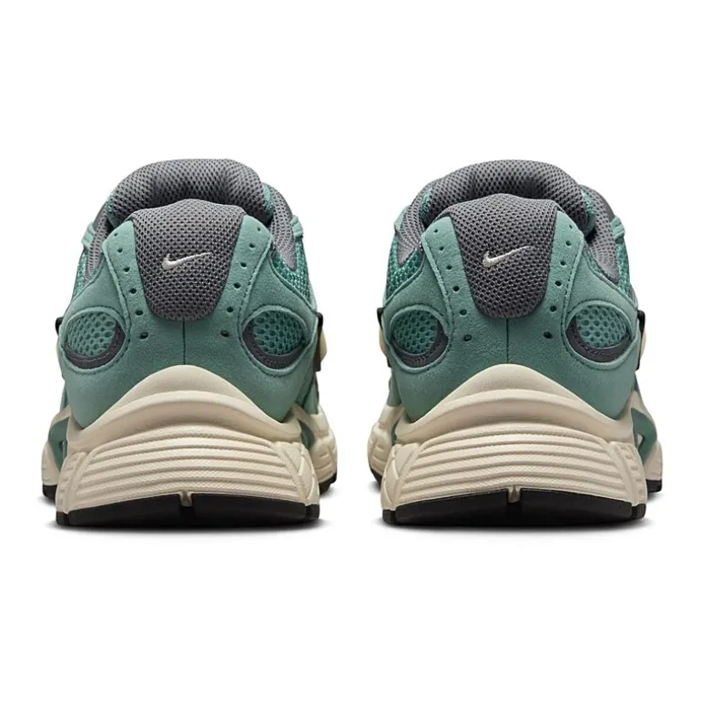 Nike V5 RNR Suede Womens Sneakers