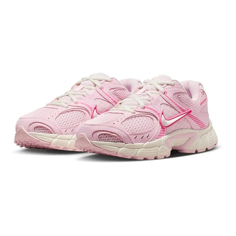Nike V5 RNR Womens Sneakers
