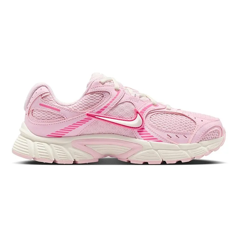 Nike V5 RNR Womens Sneakers