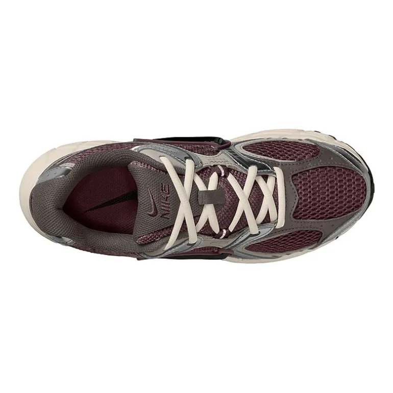 Nike V5 RNR Womens Sneakers