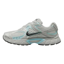 Nike V5 RNR Womens Sneakers