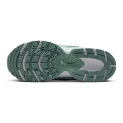 Nike V5 RNR Womens Sneakers