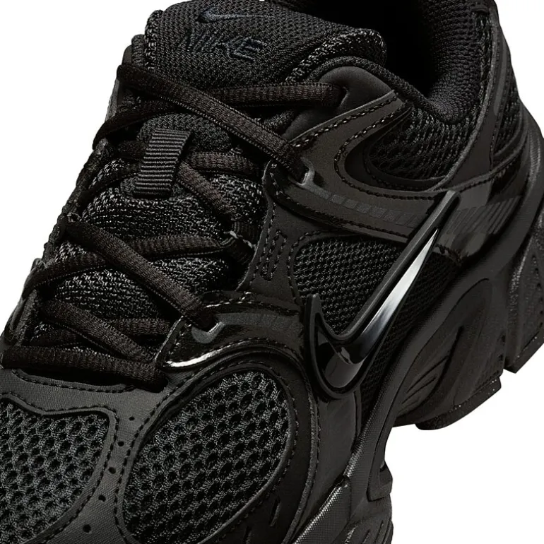 Nike V5 RNR Womens Sneakers