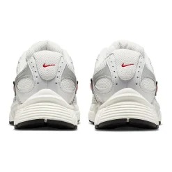 Nike V5 RNR Womens Sneakers