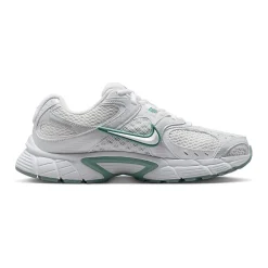 Nike V5 RNR Womens Sneakers
