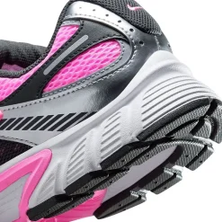 Nike V5 RNR Womens Sneakers