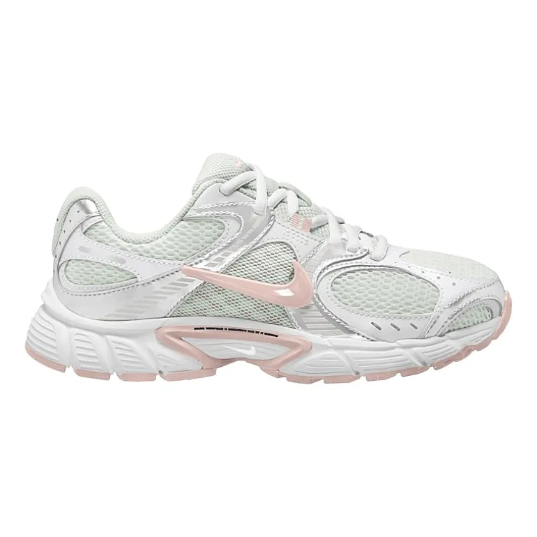 Nike V5 RNR Womens Sneakers