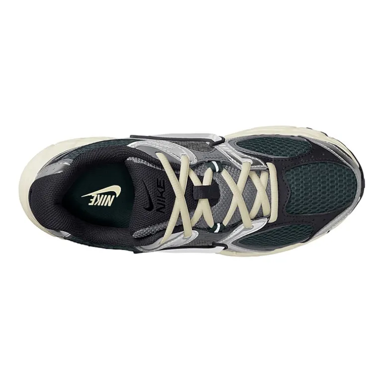 Nike V5 RNR Womens Sneakers