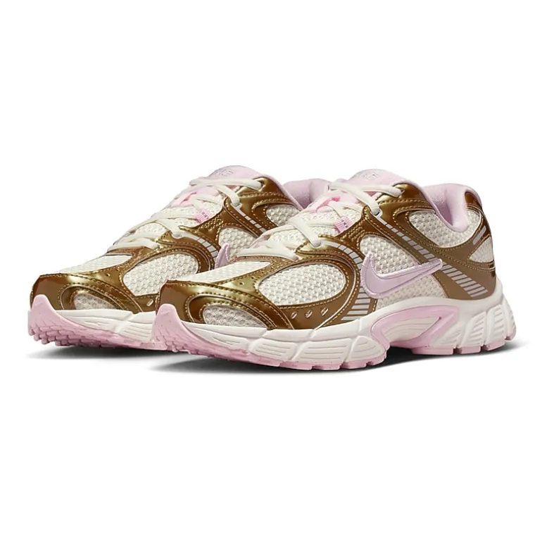 Nike V5 RNR Womens Sneakers
