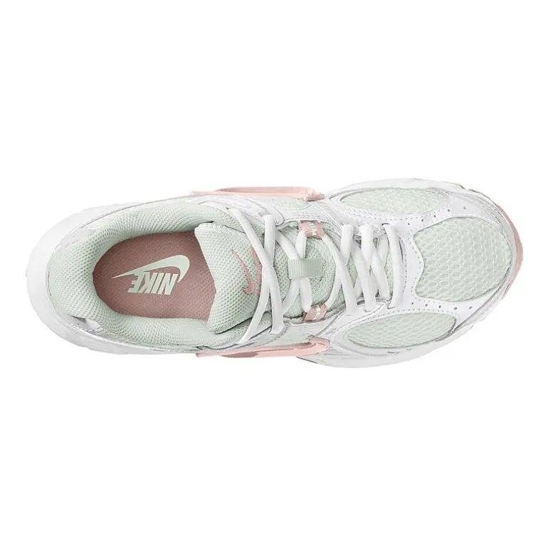 Nike V5 RNR Womens Sneakers