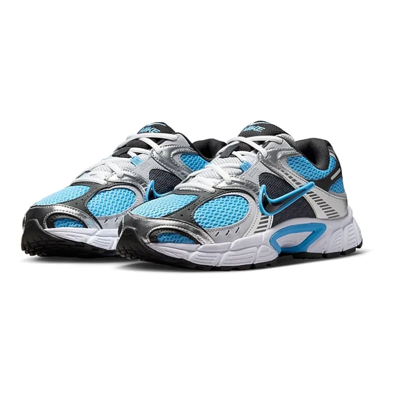 Nike V5 RNR Womens Sneakers