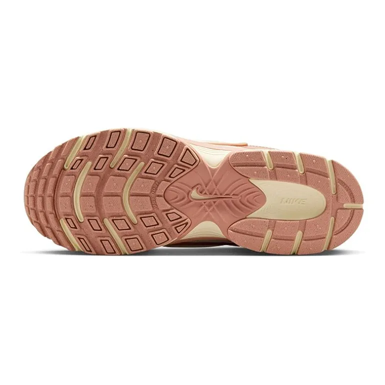 Nike V5 RNR Womens Sneakers