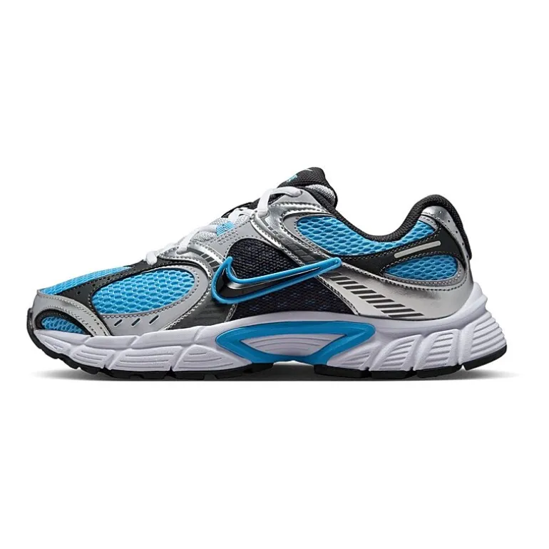 Nike V5 RNR Womens Sneakers