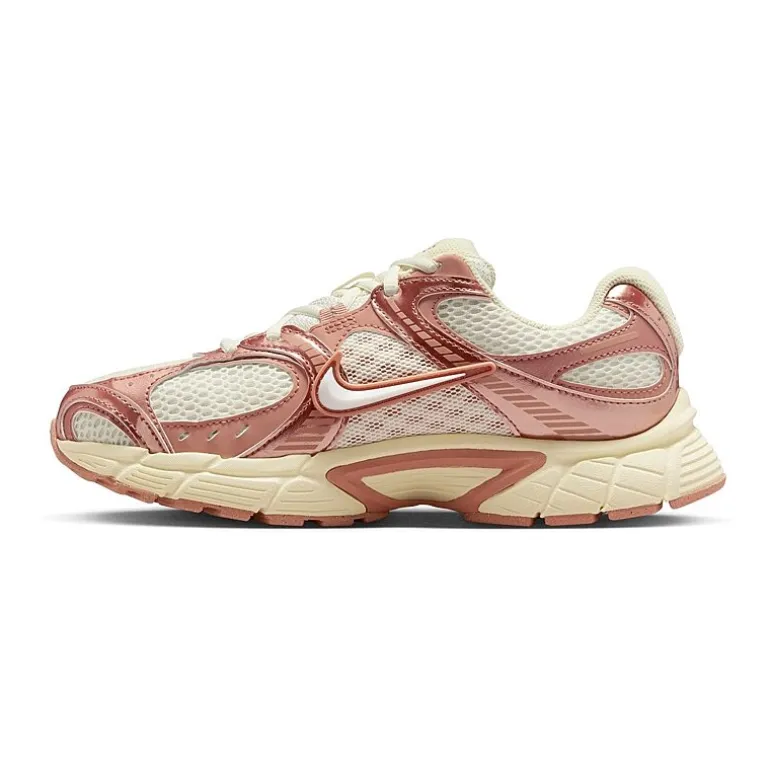Nike V5 RNR Womens Sneakers