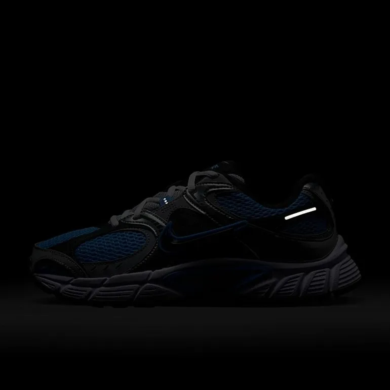 Nike V5 RNR Womens Sneakers