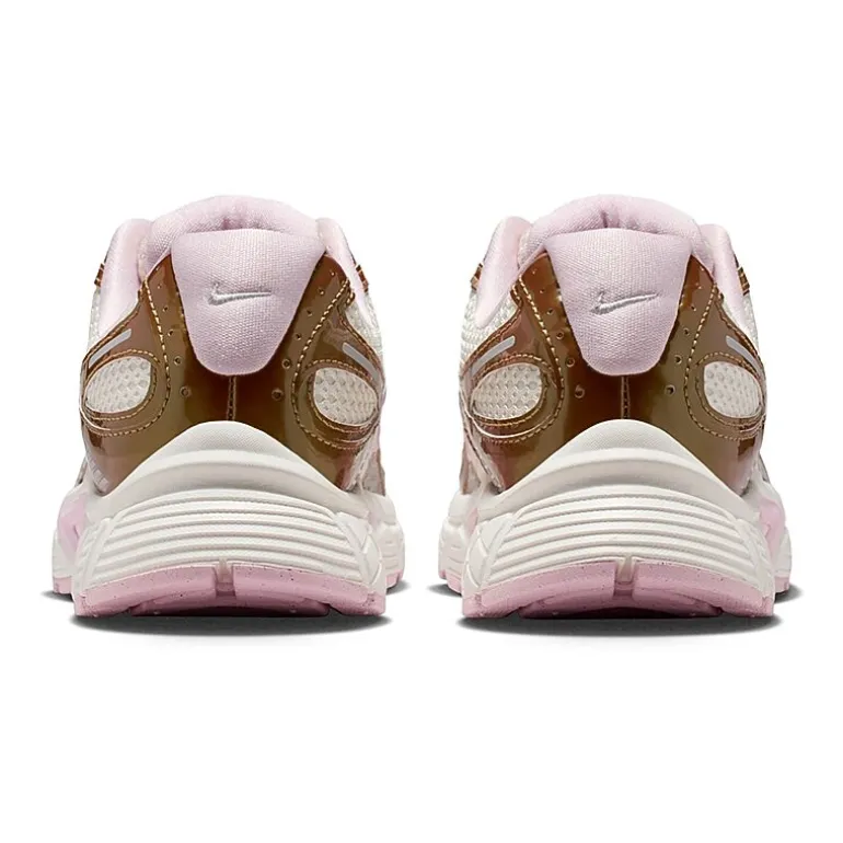 Nike V5 RNR Womens Sneakers