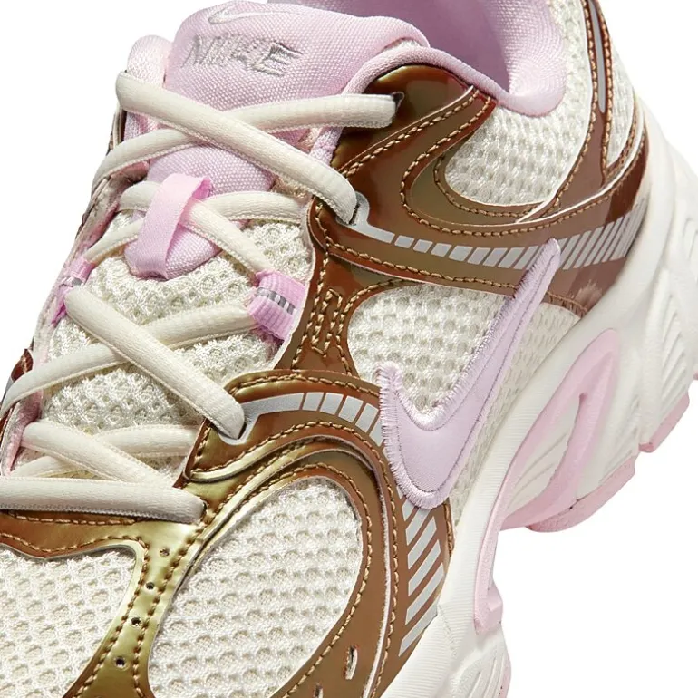 Nike V5 RNR Womens Sneakers
