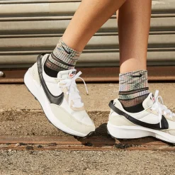 Nike Waffle Debut Womens Sneakers