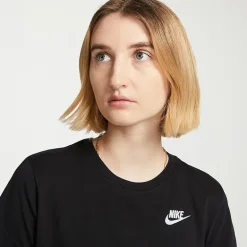 Nike Womens Active T-Shirt
