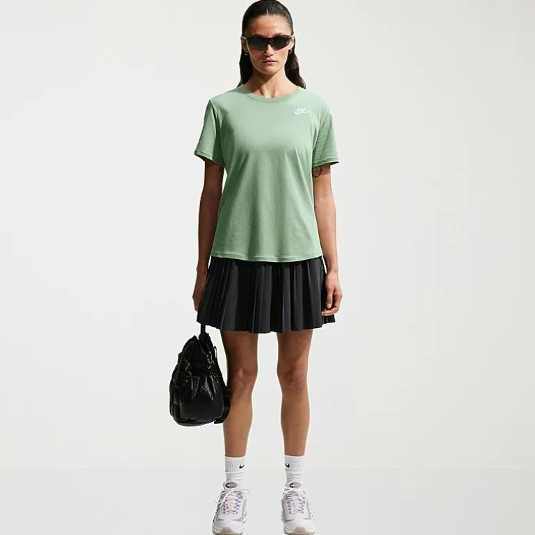 Nike Womens Active T-Shirt