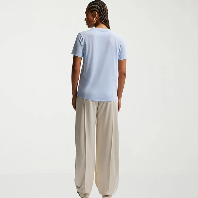 Nike Womens Active T-Shirt