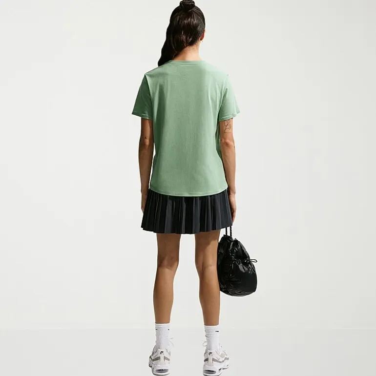 Nike Womens Active T-Shirt