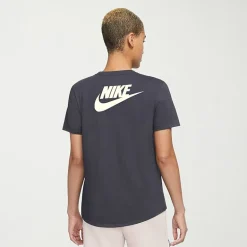 Nike Womens Active T-Shirt
