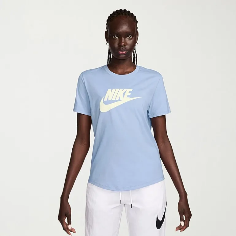 Nike Womens Active T-Shirt