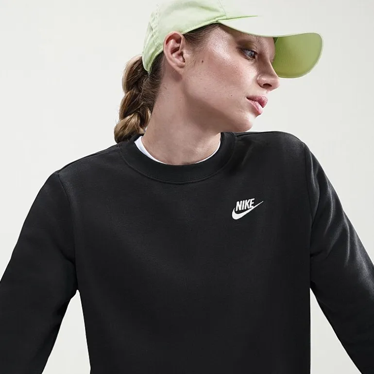 Nike Womens Crew Neck Long Sleeve Sweatshirt