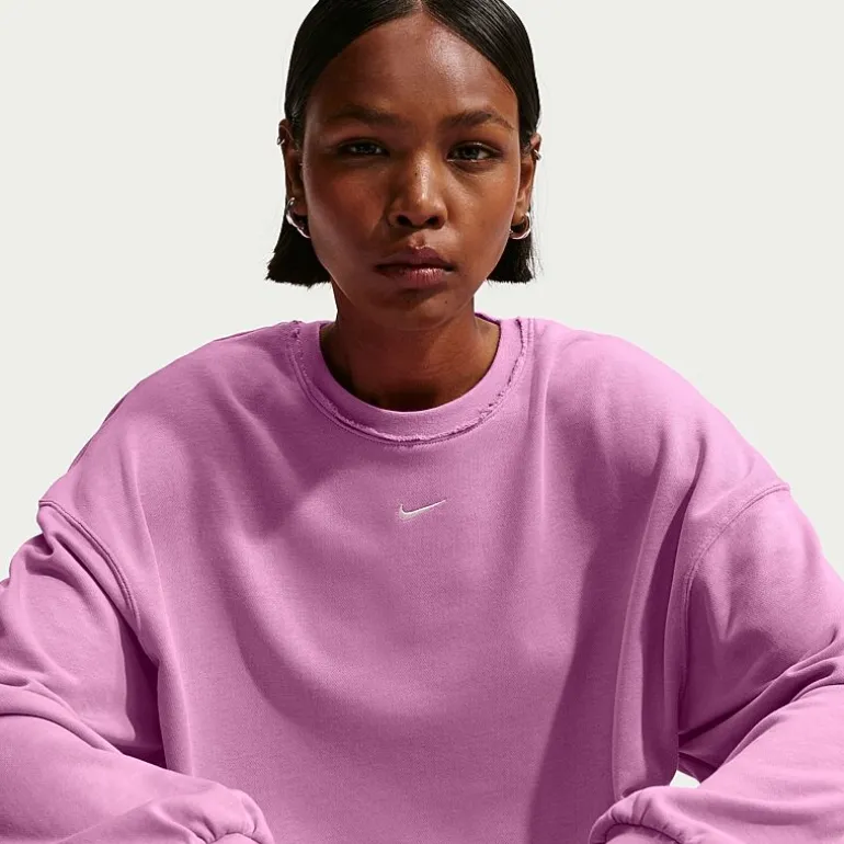 Nike Womens Crew Neck Long Sleeve Embroidered Sweatshirt