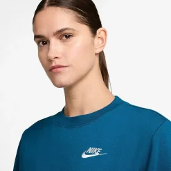 Nike Womens Crew Neck Long Sleeve Sweatshirt