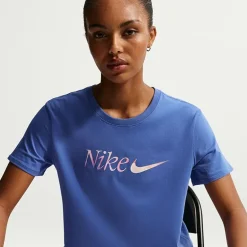 Nike Womens Crew Neck Short Sleeve Active T-Shirt