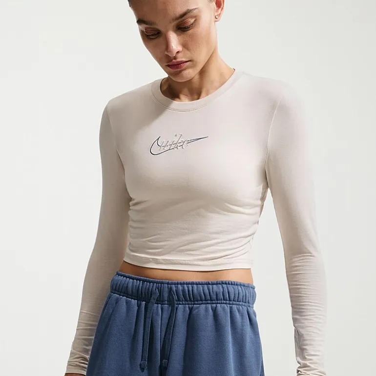 Nike Womens Mid Rise Drawstring Waist Active Pull-On Short