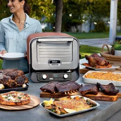 Ninja Woodfire 8-In-1 Outdoor Oven Gas Grill Oo101