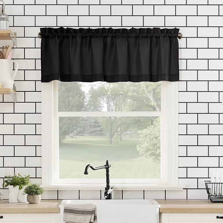 No 918 Martine 3-pc. Rod Pocket Window Tier