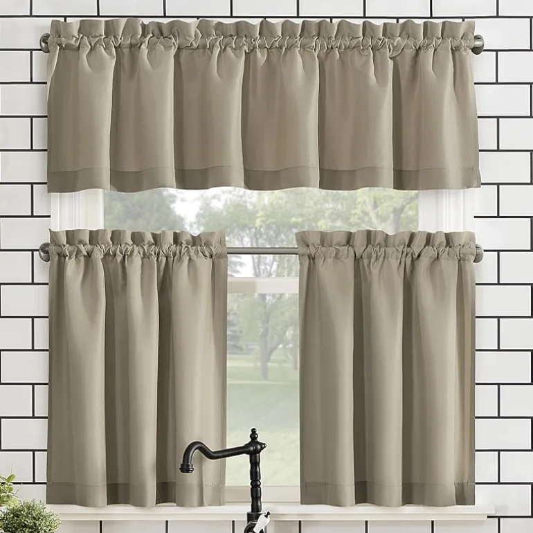 No 918 Martine 3-pc. Rod Pocket Window Tier