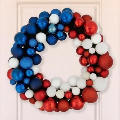 Northlight 22in Glittered Ornament Wreath