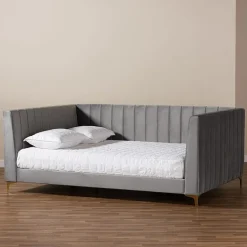 Oksana Tufted Daybed