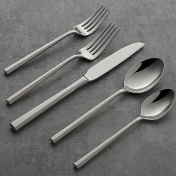 Oneida Diameter 20-pc. 18/10 Stainless Steel Flatware Set