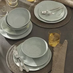 Oneida Grant 20-pc. Flatware Set