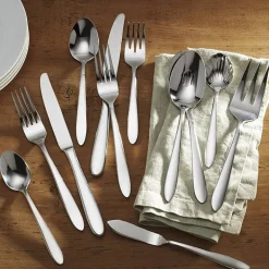 Oneida Mooncrest 65-pc. Flatware Set