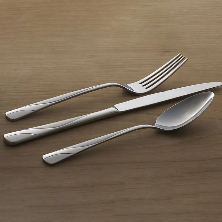 Oneida River 20-pc. Flatware Set
