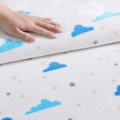 Poppy & Fritz Cloud Lightweight Throw